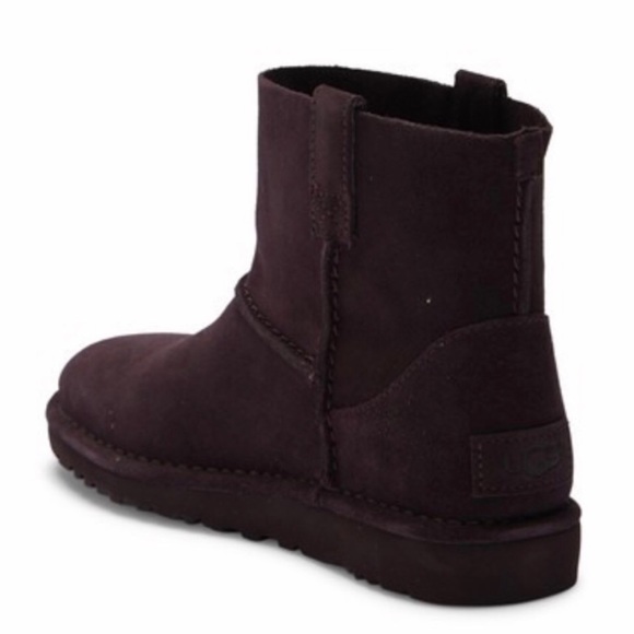 NWT UGG classic unlined purple leather boots 5 - Picture 8 of 10